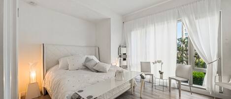 2 chambres, fer et planche Ă repasser, Wi-Fi, draps fournis