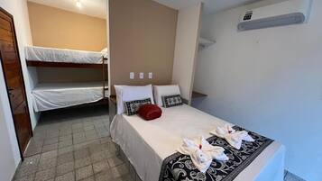 Superior Quadruple Room | Free WiFi, bed sheets