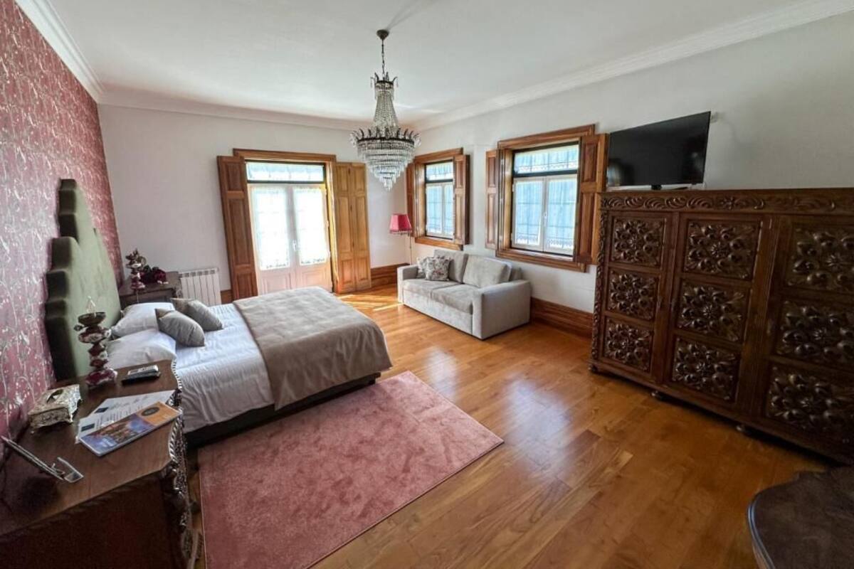 Junior Suite, Balcony, City View