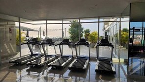 Fitness facility - Suites con vista a la Avenida Balboa (Panamá)