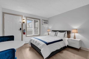 1 Schlafzimmer, Schreibtisch, WLAN, BettwÀsche
