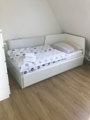 3 Schlafzimmer, Bügeleisen/Bügelbrett, WLAN, Bettwäsche