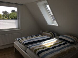 3 dormitorios, tabla de planchar con plancha, wifi y ropa de cama