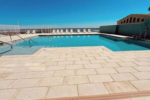 Pool - Surfside Siesta (On Strip) (Daytona Beach)