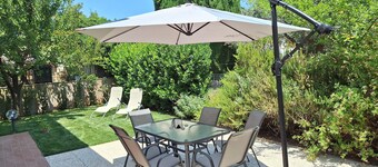 Villa Rita al Mare - 6 minute walk to the beach - large private garden