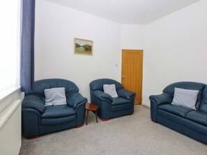 Living area - Y Berth (Caernarfon)