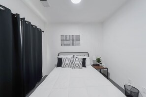 3 quartos, ferros/tábuas de passar roupa, Wi-Fi, roupa de cama