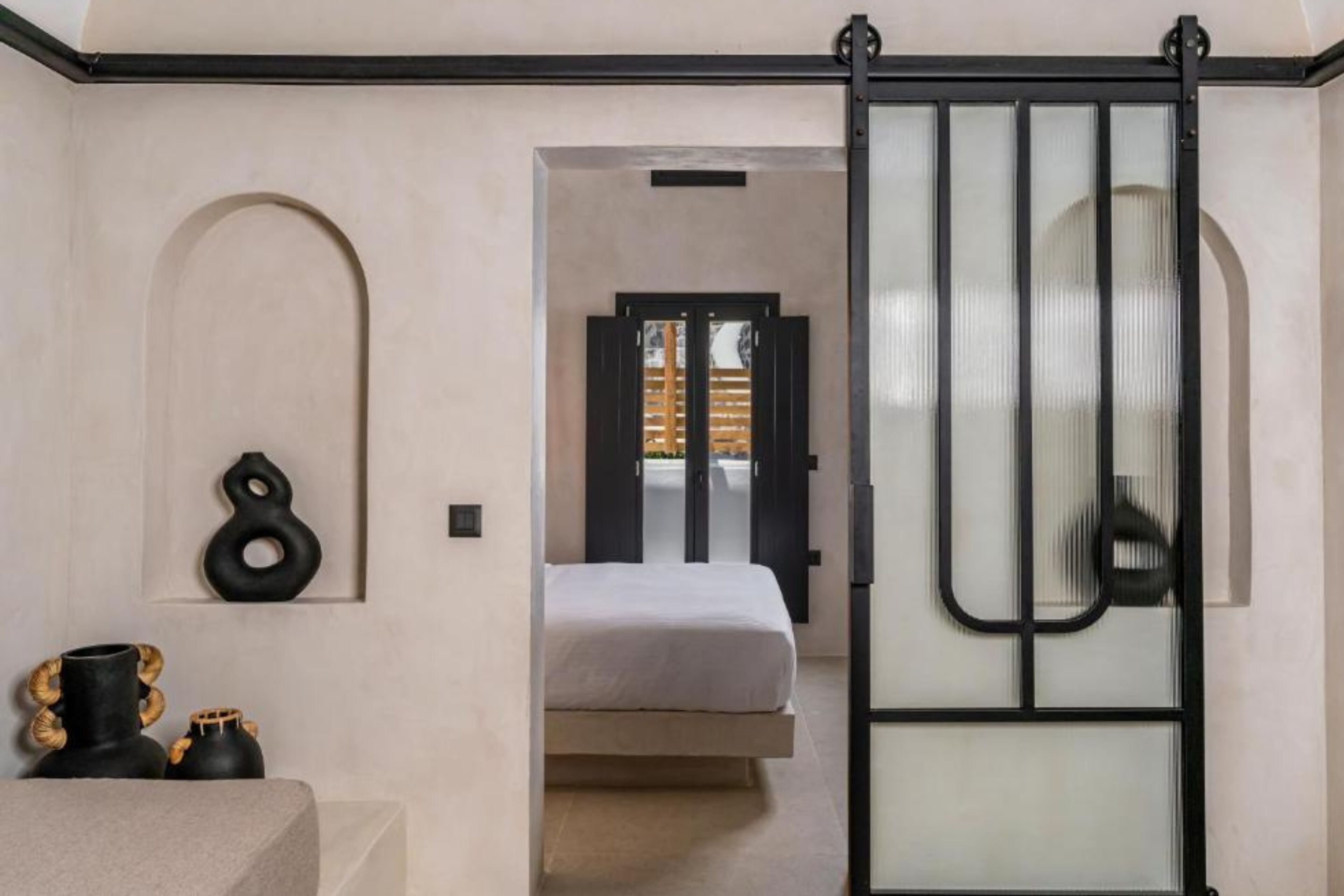 Superior Suite with Private Pool | Zimmersafe, Schreibtisch, kostenloses WLAN