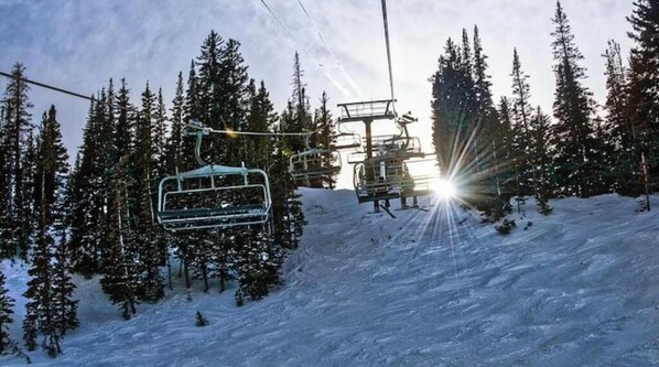 Snow and ski sports