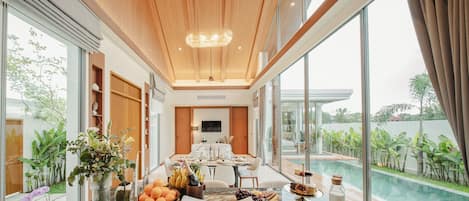 3 Bedrooms Pool Villa | Coin séjour
