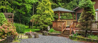 Rustic Lux Escape, Lake, Hot Tub, Arcade, Game Lounge