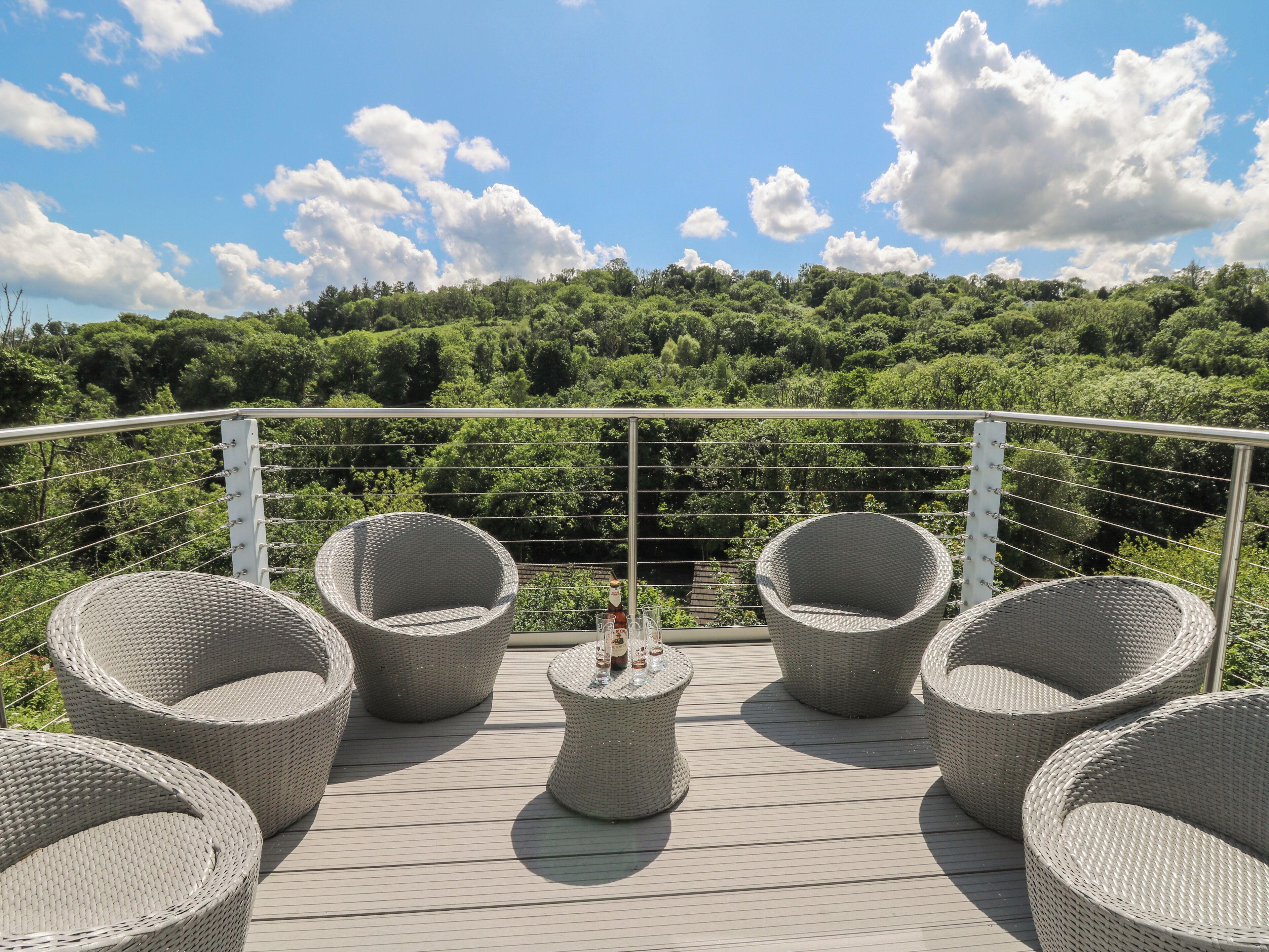 Cottage | Property grounds