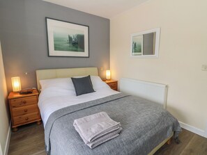 3 bedrooms, individually decorated, individually furnished, free WiFi