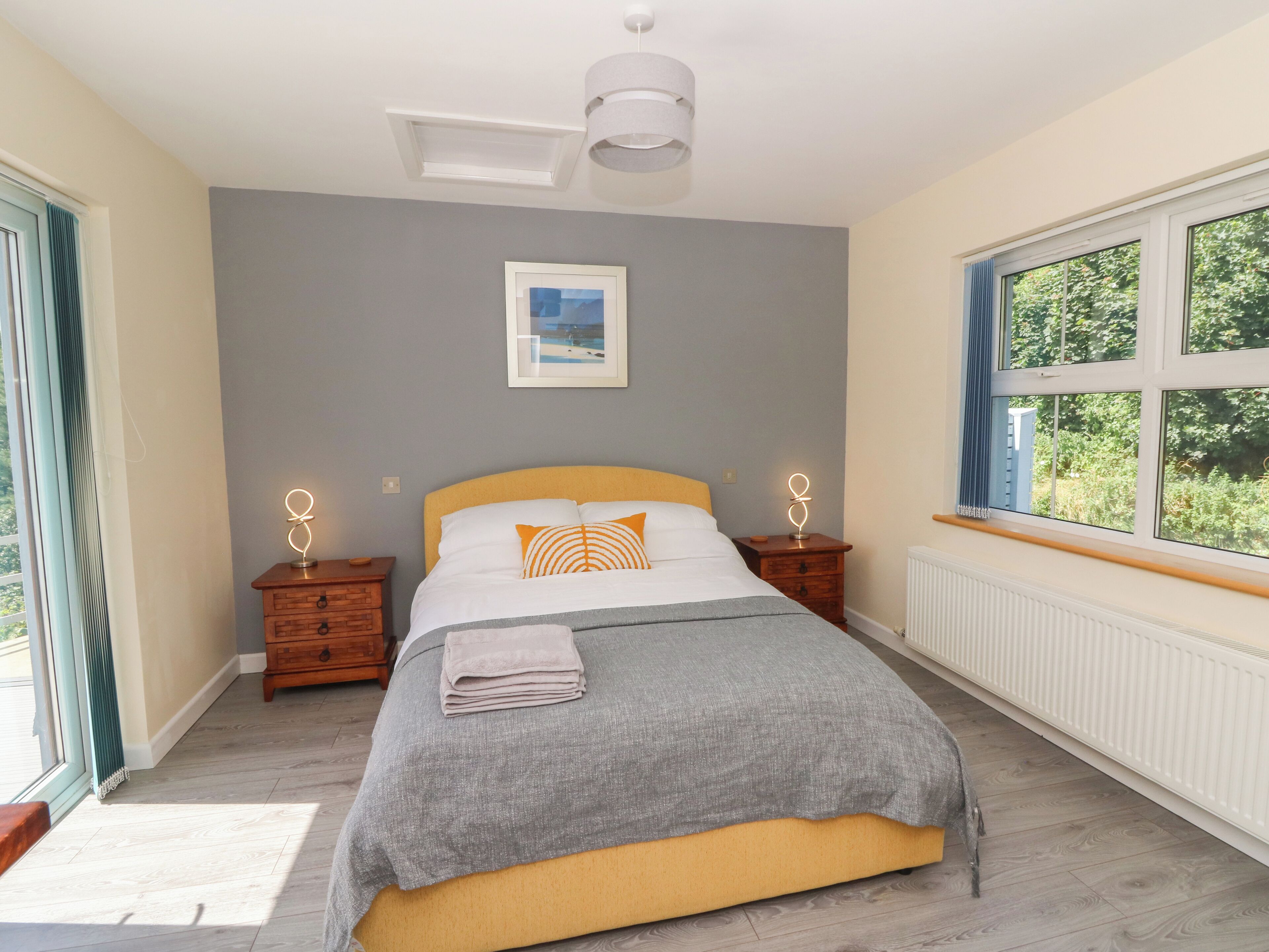 Chaumière | 3 chambres, décor unique, ameublement unique, accès au Wi-Fi (inclus)