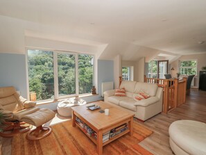Cottage | Living area