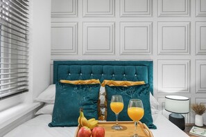 1 bedroom, iron/ironing board, Internet, bed sheets