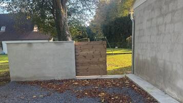 Enceinte de lâhĂ©bergement