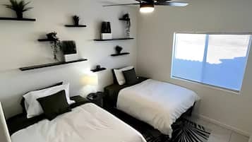 4 bedrooms, WiFi, bed sheets