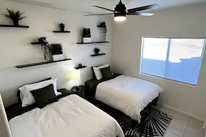 4 bedrooms, WiFi, bed sheets