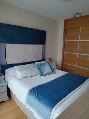 1 bedroom, iron/ironing board, bed sheets
