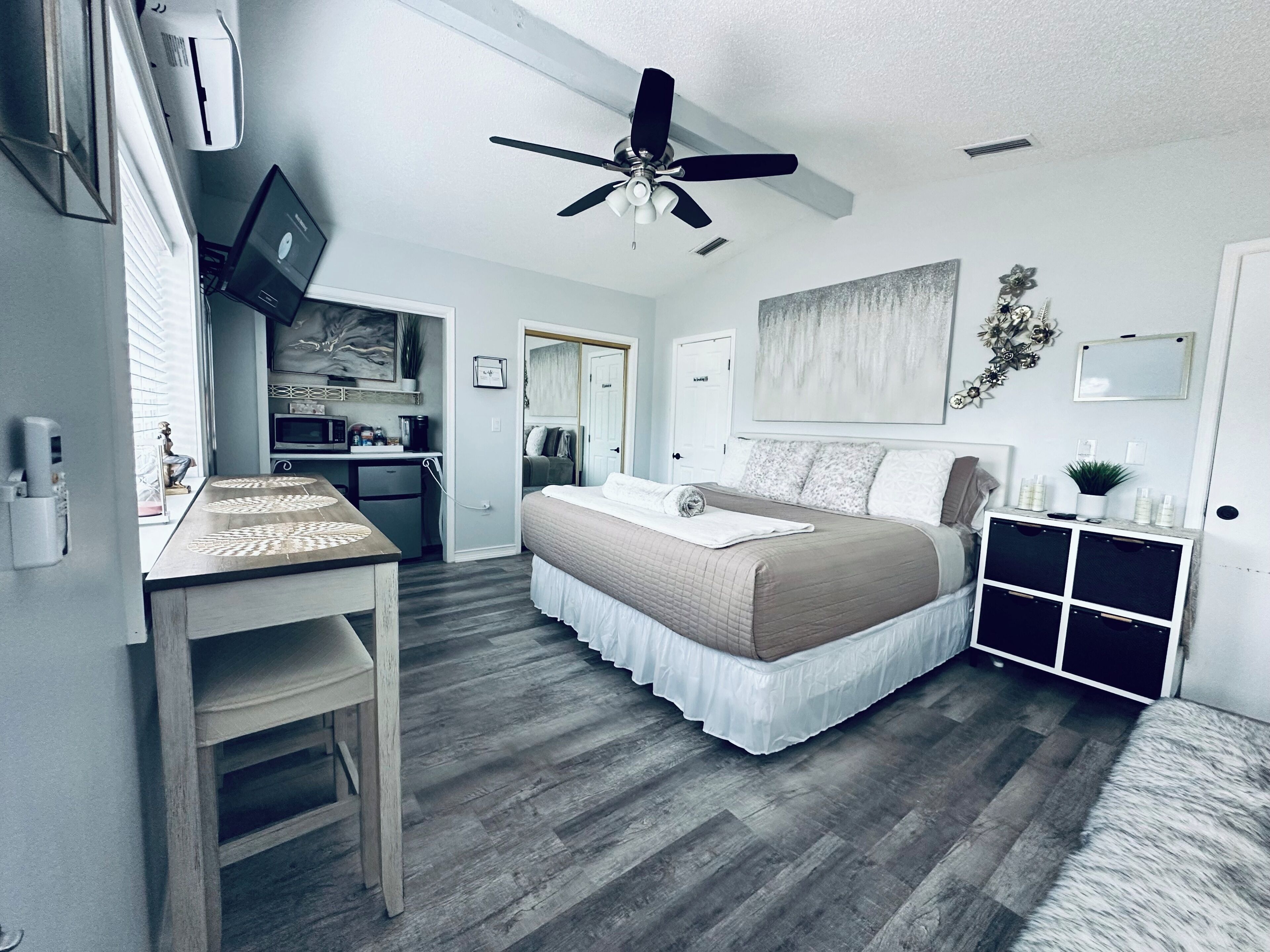 1 bedroom, desk, iron/ironing board, free WiFi