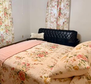 3 bedrooms, free WiFi, bed sheets