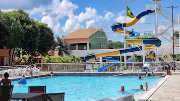 6 outdoor pools, pool umbrellas, sun loungers