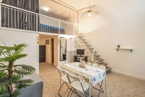 Interior - [Blu Mare Loft] 10 min to beach - free Parking-Wifi-  AC (Rimini)