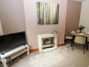 Cottage | Interior - Steam View Cottage (Keighley)