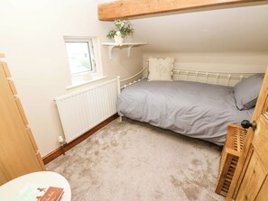 Cottage | Interior - Steam View Cottage (Keighley)