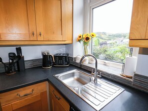 Cottage | Interior - Steam View Cottage (Keighley)