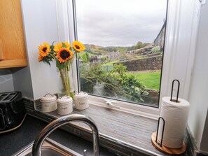 Interior - Steam View Cottage (Keighley)