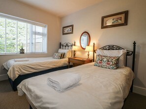 3 bedrooms, individually decorated, individually furnished, free WiFi