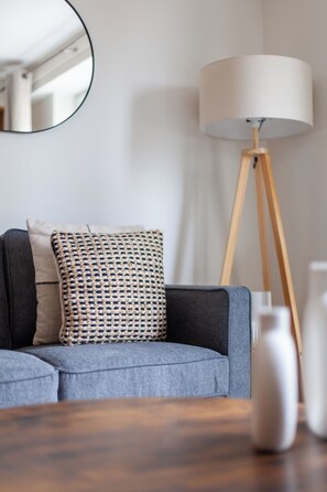 Apartment | Living area | 32-inch flat-screen TV with cable channels, Netflix, streaming services - Trendy Flat in St Katharine (London)