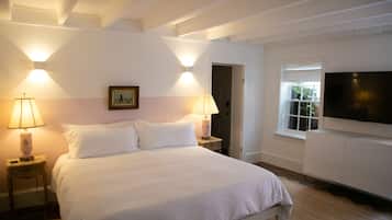 1 habitación, tabla de planchar con plancha, wifi gratis y ropa de cama