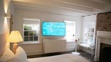 1 slaapkamer, een strijkplank/strijkijzer, gratis wifi, beddengoed