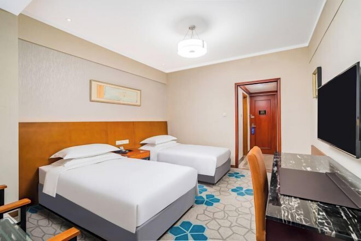 Cots/infant beds