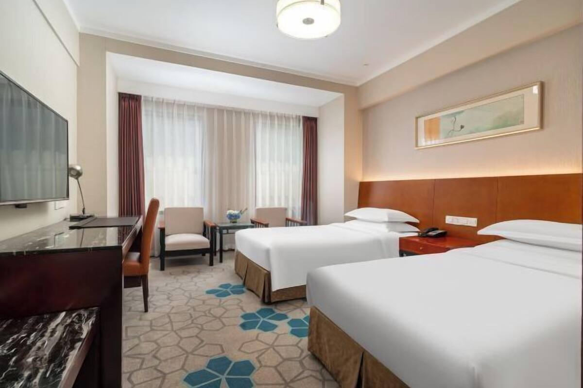 Cots/infant beds