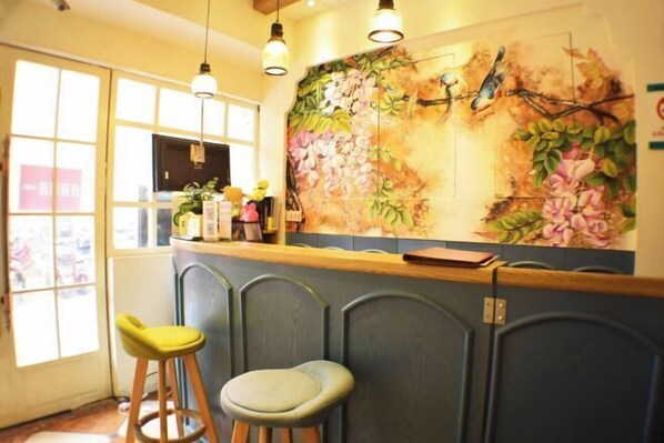 المنشأة من الداخل