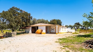 Exterior - Kochab Alentejo - Studio House, Sleeps 2 (Gáfete)