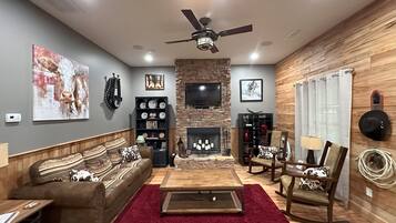 Smart TV, DVD player, stereo