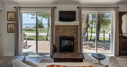 Merry Light Cove- Waterfront on Lake Huron & Sauna