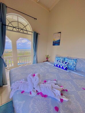 5 bedrooms, iron/ironing board, WiFi, bed sheets - Spacious 5-bedroom villa with fantastic views of Tobago (Tobago)