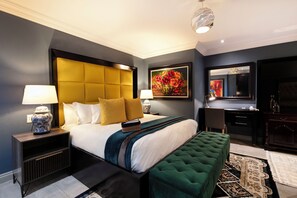 Executive Double Room | In-room safe, free WiFi, bed sheets - Sasavona Boutique Hotel (Polokwane)
