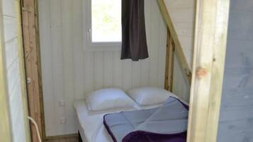 2 間睡房、Wi-Fi (收費)