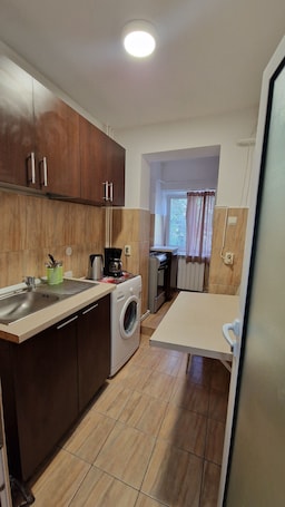 Ofen, Herdplatte, Geschirrspüler. Ireg apartment