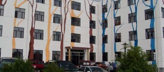 LongYuan Holiday Hotel