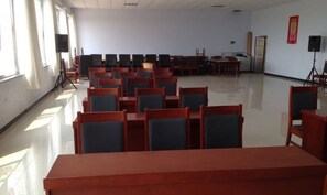 Unclassified image, 3 of 24, button - LongYuan Holiday Hotel (Guyuan County)