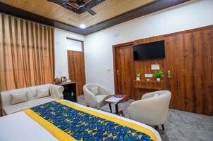 Chambre Premium | Coffres-forts dans les chambres, bureau
