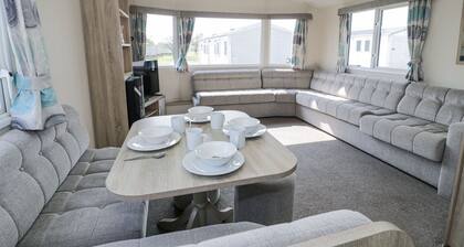Manor House Gold 2 Bedroom